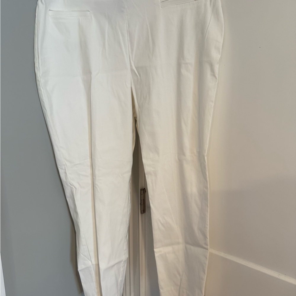 Jones New York Cream Chinos